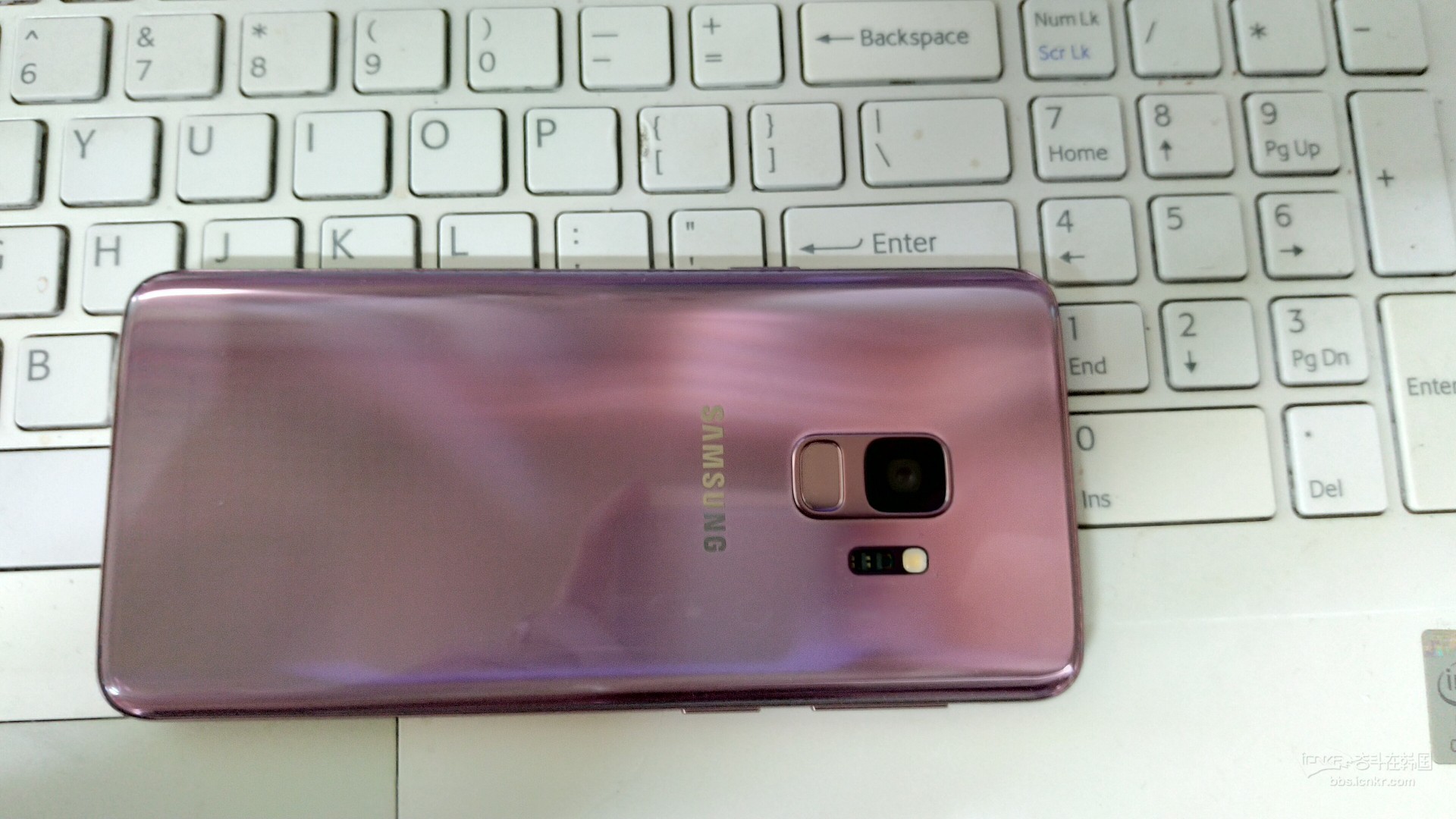 5月份刚买的三星S9,无任何划痕和磕碰,99.99新