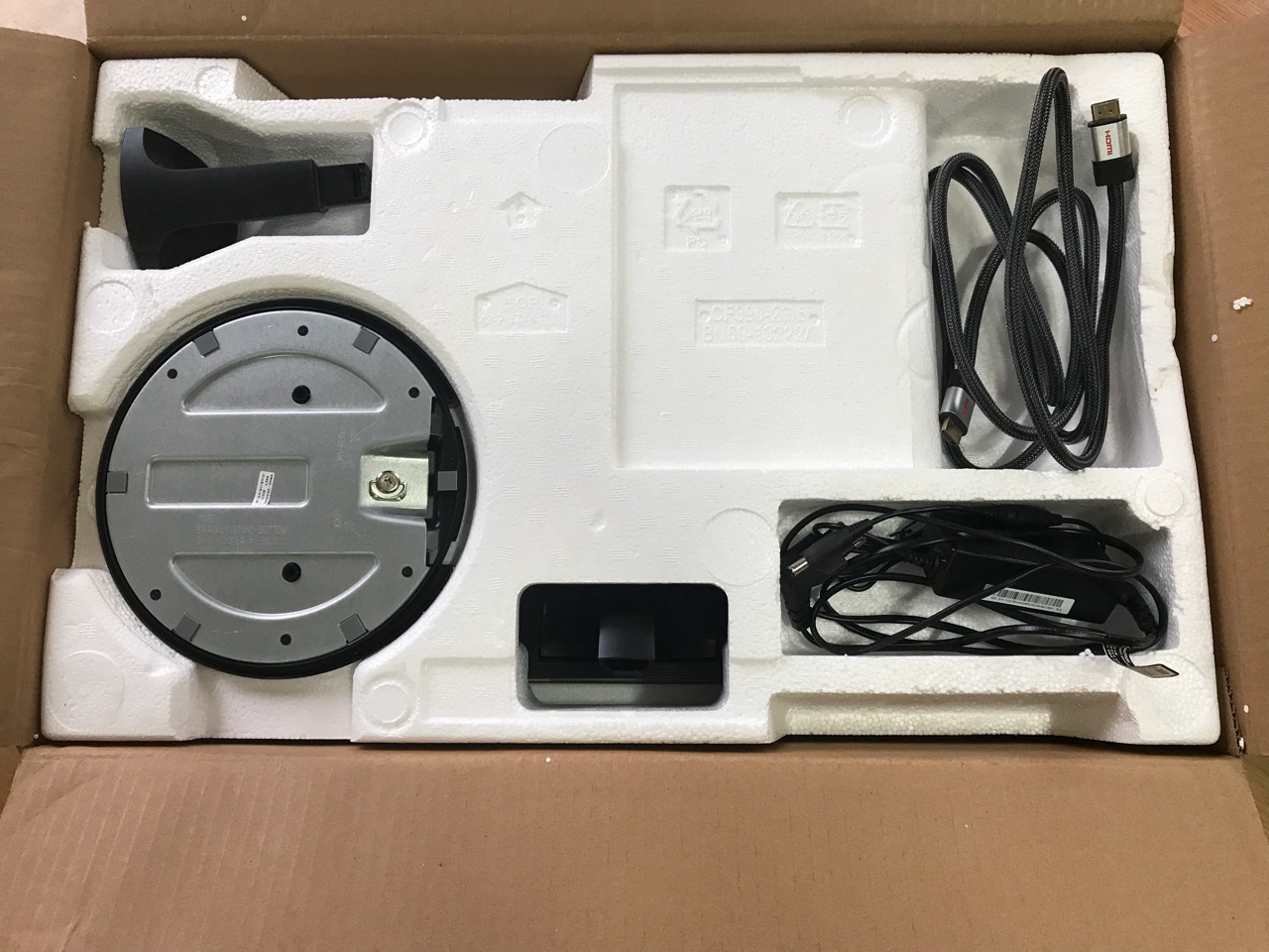 三星24寸曲面屏显示器出售