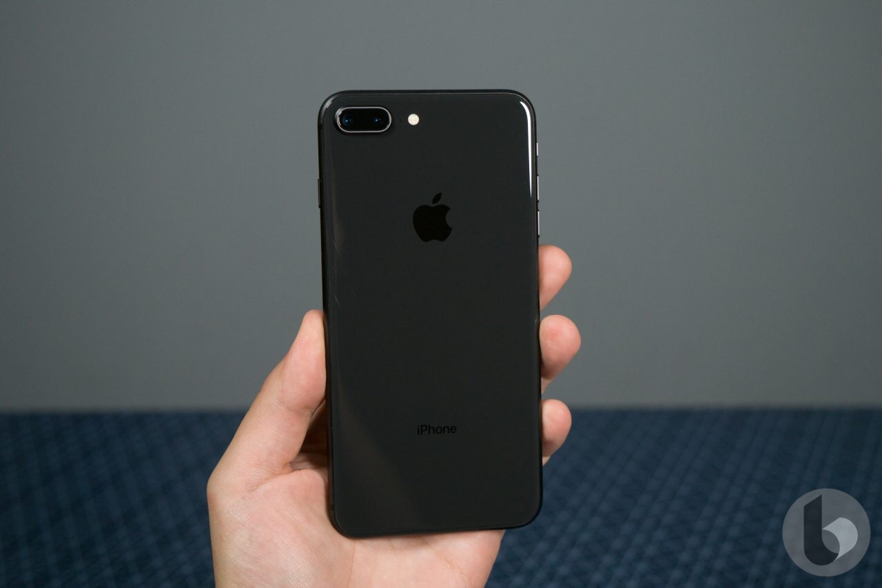 苹果8P 64G 黑色 70万