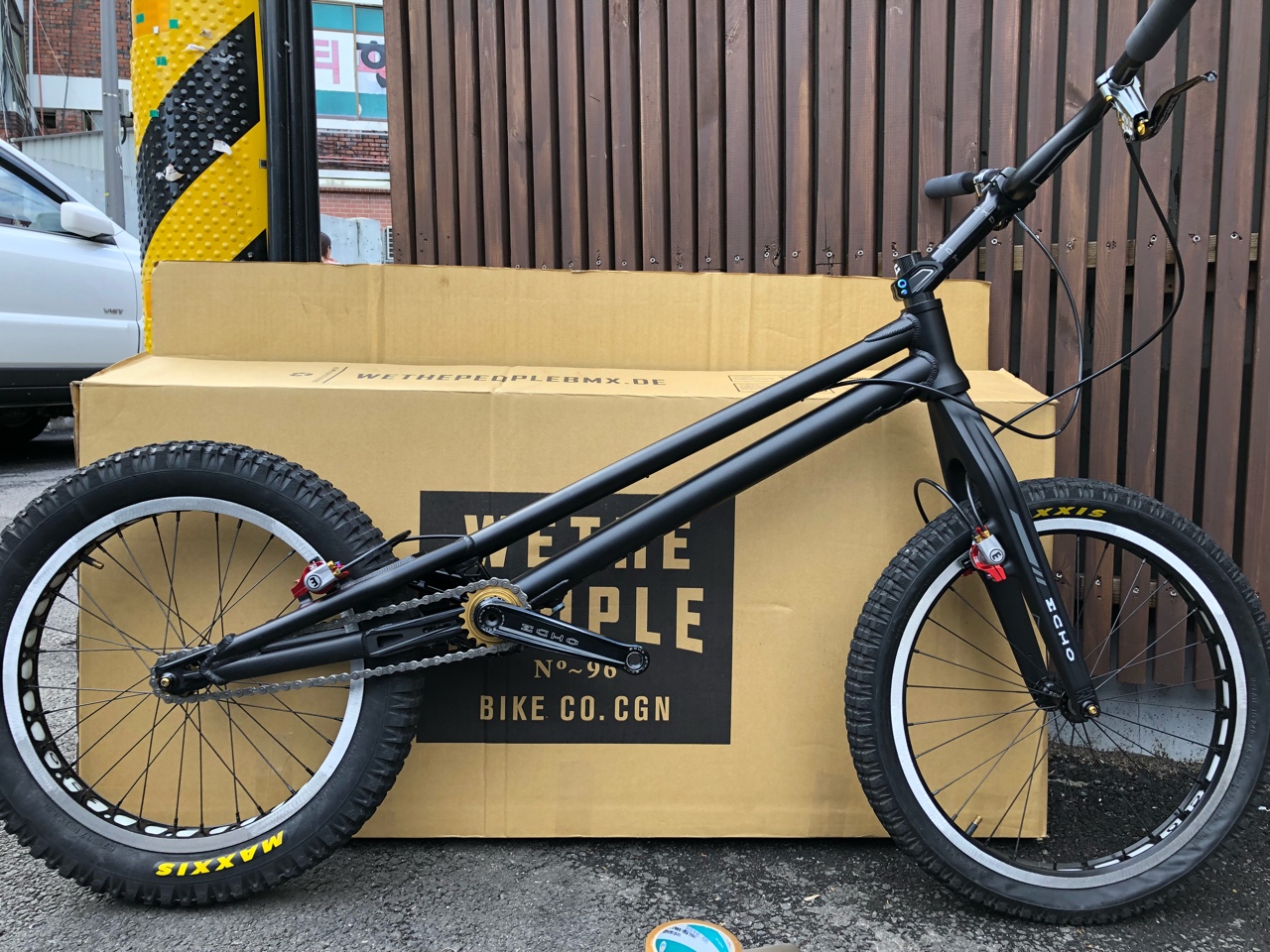 echo 攀爬自行车顶配 pro ti 能出的话就不带回国卖了