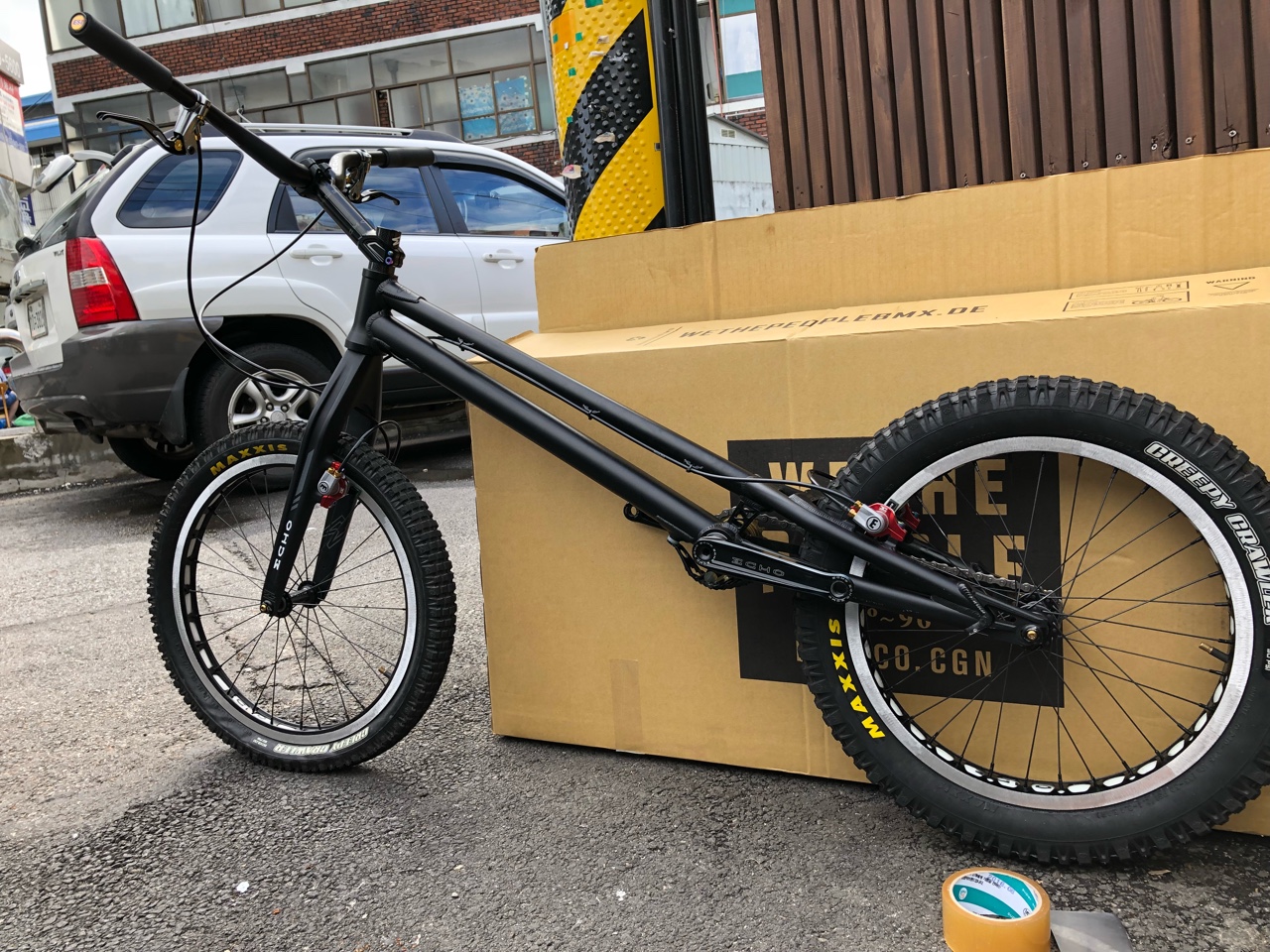 echo 攀爬自行车顶配 pro ti 能出的话就不带回国卖了