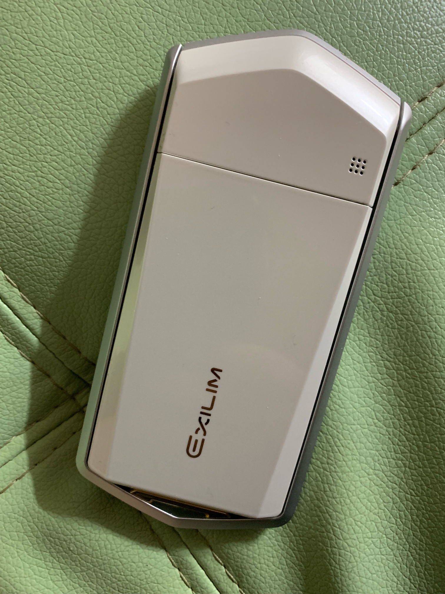 卡西欧美颜相机最高版本tr750半价出