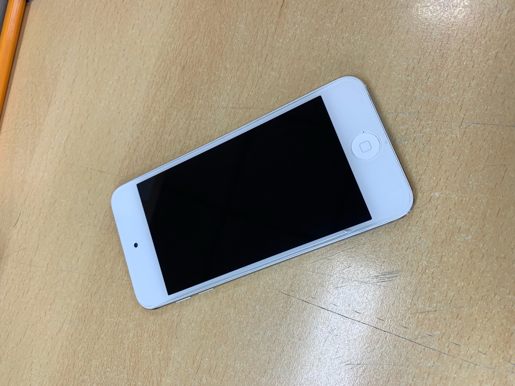 已出删帖出售9999新的ipodtouch6